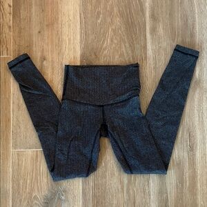 Lululemon Cozy Gray Wunder Under Leggings Size 2